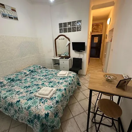 Nido D'amore A Tatil Evi Terracina